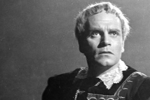 Laurence Olivier as Hamlet in the 1948 film